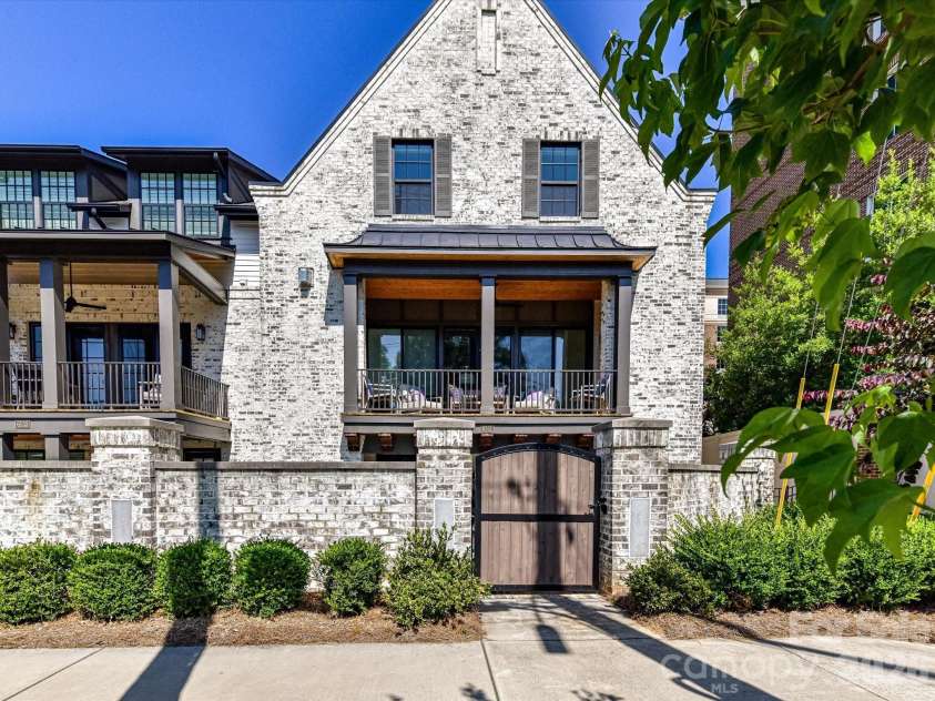 6531 Hazelton Drive, Charlotte, NC 28210.  MLS# CAR4365129, YatesRealty ID 14011. 