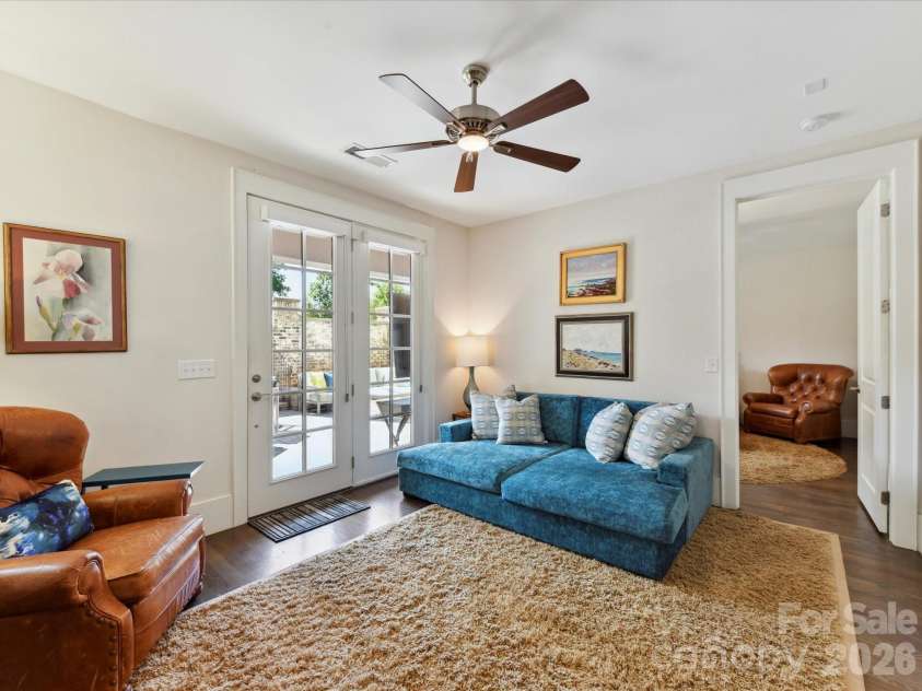 6531 Hazelton Drive, Charlotte, NC 28210.  MLS# CAR4365129, YatesRealty ID 14011. 