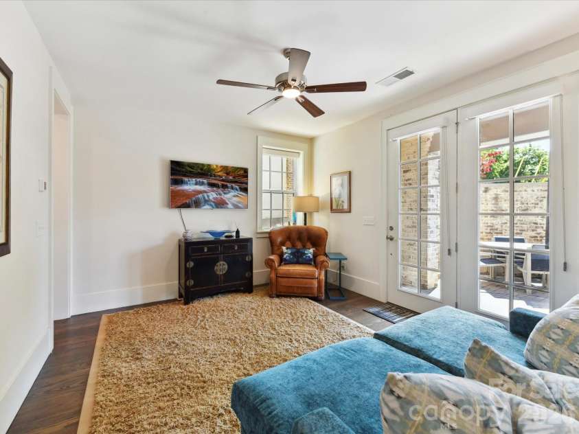 6531 Hazelton Drive, Charlotte, NC 28210.  MLS# CAR4365129, YatesRealty ID 14011. 