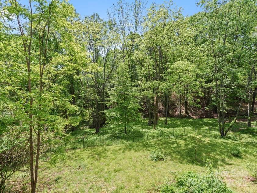 53 Hawkins Drive, Leicester, NC 28748.  MLS# CAR4259431, YatesRealty ID 14013. 