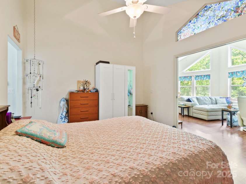 53 Hawkins Drive, Leicester, NC 28748.  MLS# CAR4259431, YatesRealty ID 14013. 