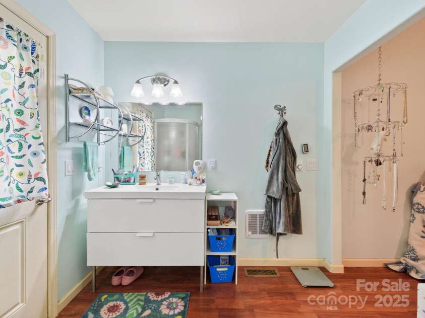 53 Hawkins Drive, Leicester, NC 28748.  MLS# CAR4259431, YatesRealty ID 14013. 