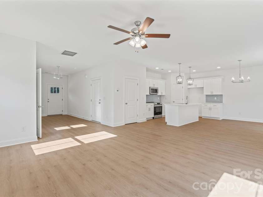 757 Mockingbird Road, Albemarle, NC 28001.  MLS# CAR4305298, YatesRealty ID 14013. 