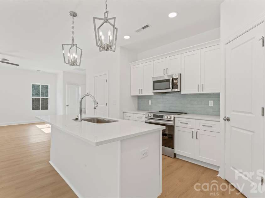 757 Mockingbird Road, Albemarle, NC 28001.  MLS# CAR4305298, YatesRealty ID 14013. 