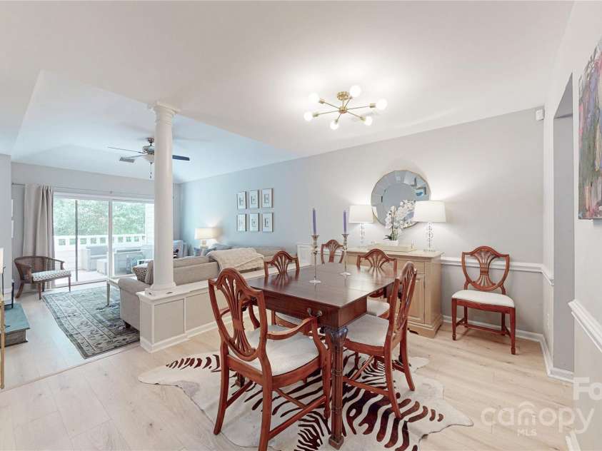 2715 Selwyn Avenue, Charlotte, NC 28209.  MLS# CAR4256844, YatesRealty ID 14014. 