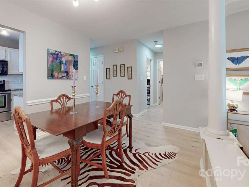2715 Selwyn Avenue, Charlotte, NC 28209.  MLS# CAR4256844, YatesRealty ID 14014. 