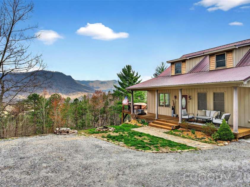 182 Baby Fox Drive, Marion, NC 28752.  MLS# CAR4359014, YatesRealty ID 14017. 
