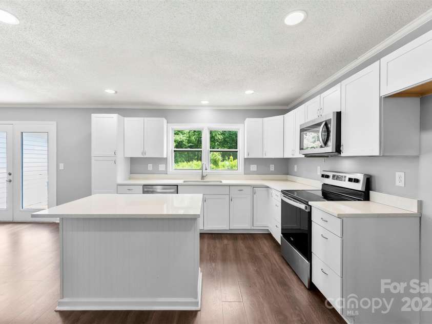 228 Tot Dellinger Road, Cherryville, NC 28021.  MLS# CAR4227724, YatesRealty ID 14018. 