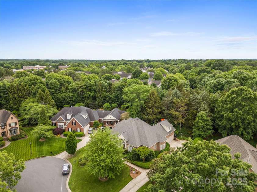 3420 Maryhurst Lane, Charlotte, NC 28226.  MLS# CAR4250139, YatesRealty ID 14019. 