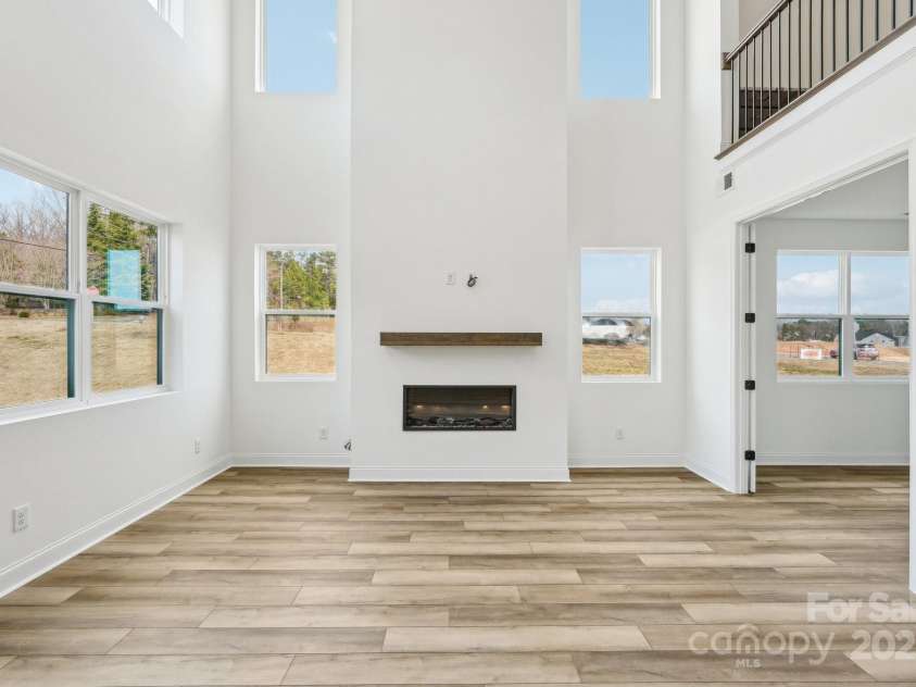 604 Hyder Trail, Tega Cay, SC 29708.  MLS# CAR4214719, YatesRealty ID 1402. Great Room