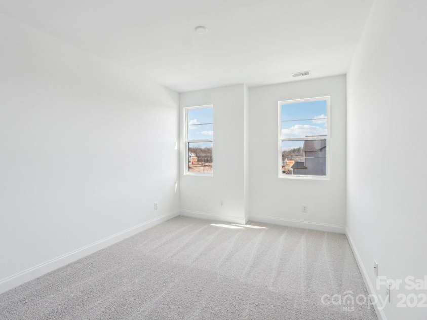 604 Hyder Trail, Tega Cay, SC 29708.  MLS# CAR4214719, YatesRealty ID 1402. Secondary bedroom