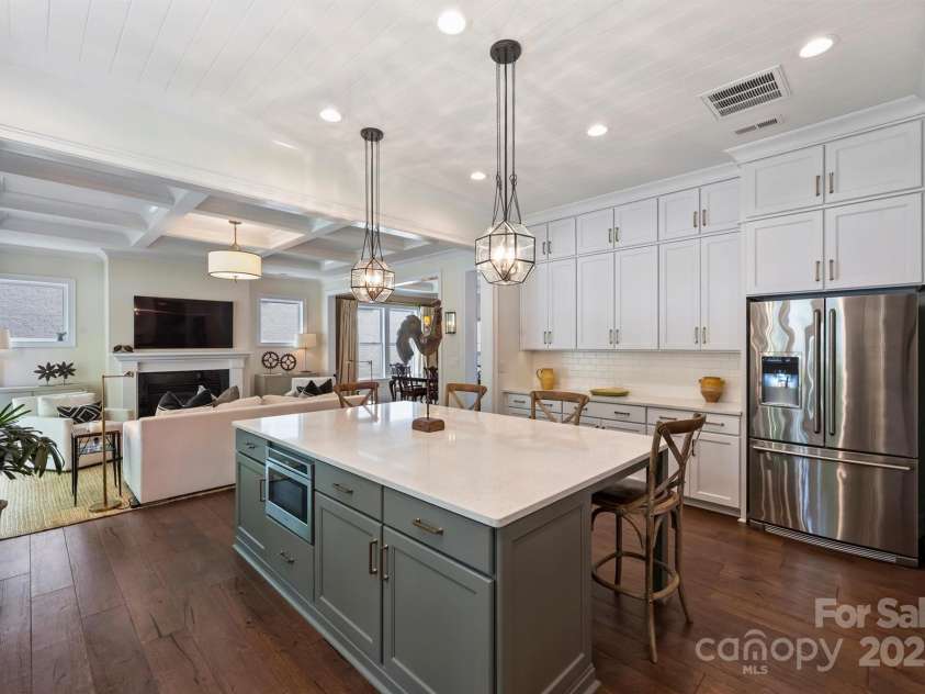 2630 Mary Butler Way, Charlotte, NC 28226.  MLS# CAR4258506, YatesRealty ID 14021. 