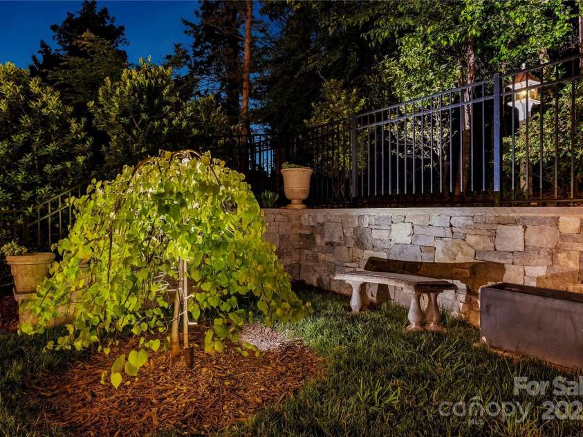 2630 Mary Butler Way, Charlotte, NC 28226.  MLS# CAR4258506, YatesRealty ID 14021. 