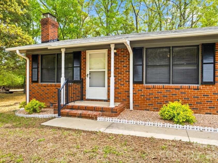 6325 Long Ferry Road, Salisbury, NC 28146.  MLS# CAR4368048, YatesRealty ID 14021. 