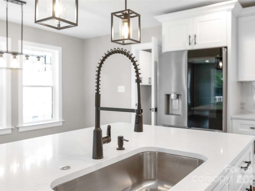 640 Central Drive, Concord, NC 28027.  MLS# CAR4251156, YatesRealty ID 14022. 