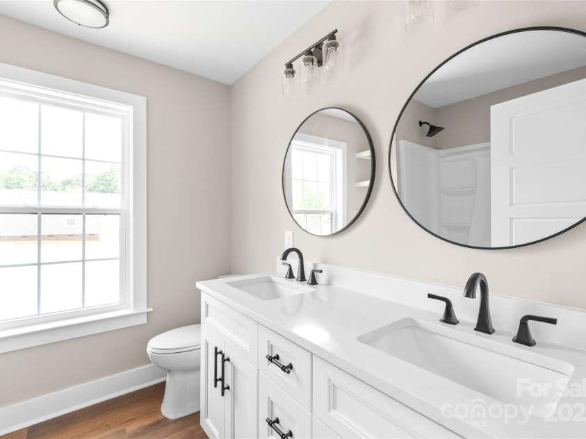 640 Central Drive, Concord, NC 28027.  MLS# CAR4251156, YatesRealty ID 14022. 