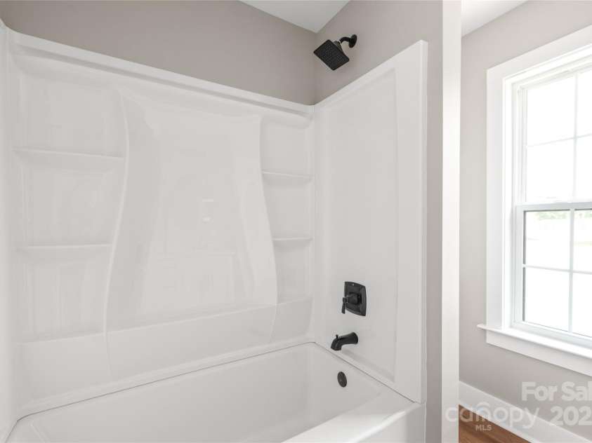 640 Central Drive, Concord, NC 28027.  MLS# CAR4251156, YatesRealty ID 14022. 