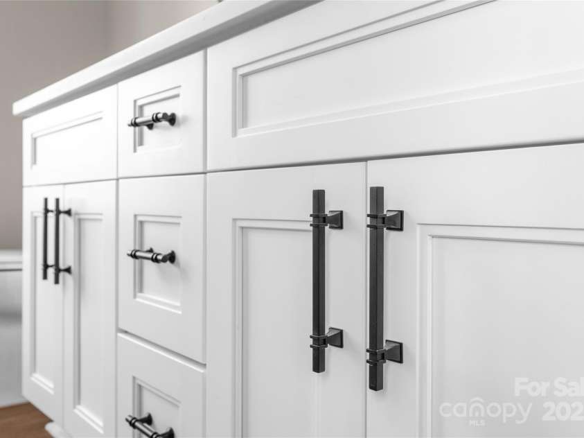 640 Central Drive, Concord, NC 28027.  MLS# CAR4251156, YatesRealty ID 14022. 