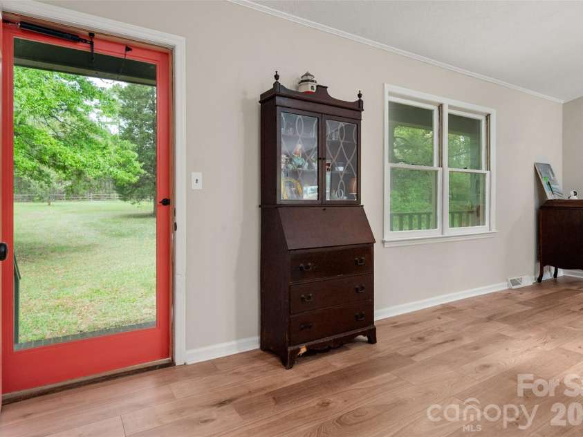 5219 New Town Road, Waxhaw, NC 28173.  MLS# CAR4355983, YatesRealty ID 14024. 