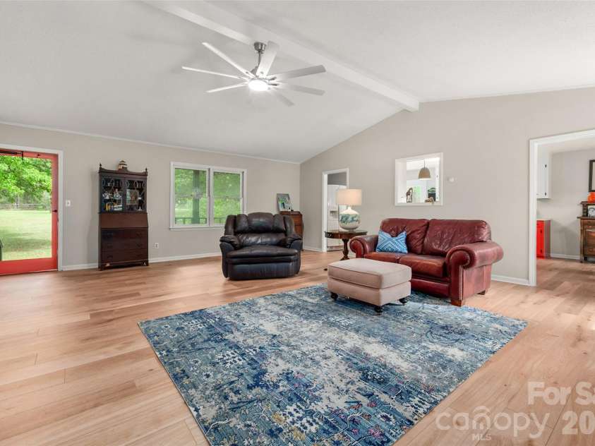 5219 New Town Road, Waxhaw, NC 28173.  MLS# CAR4355983, YatesRealty ID 14024. 