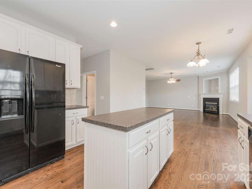 10008 King George Lane, Waxhaw, NC 28173.  MLS# CAR4257017, YatesRealty ID 14025. 