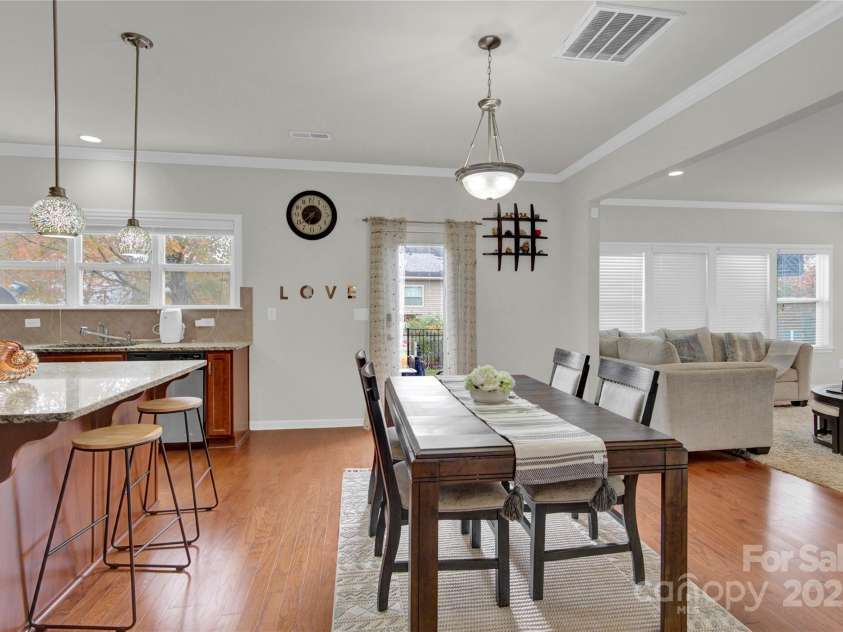 282 Fischer Road, Fort Mill, SC 29175.  MLS# CAR4254073, YatesRealty ID 14026. Nook