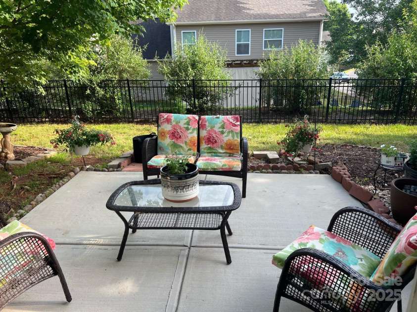 282 Fischer Road, Fort Mill, SC 29175.  MLS# CAR4254073, YatesRealty ID 14026. Patio