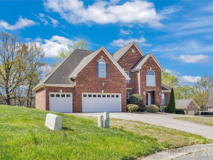1206 Edgewater Court, Salisbury, NC 28146.  MLS# CAR4364046, YatesRealty ID 14028. 