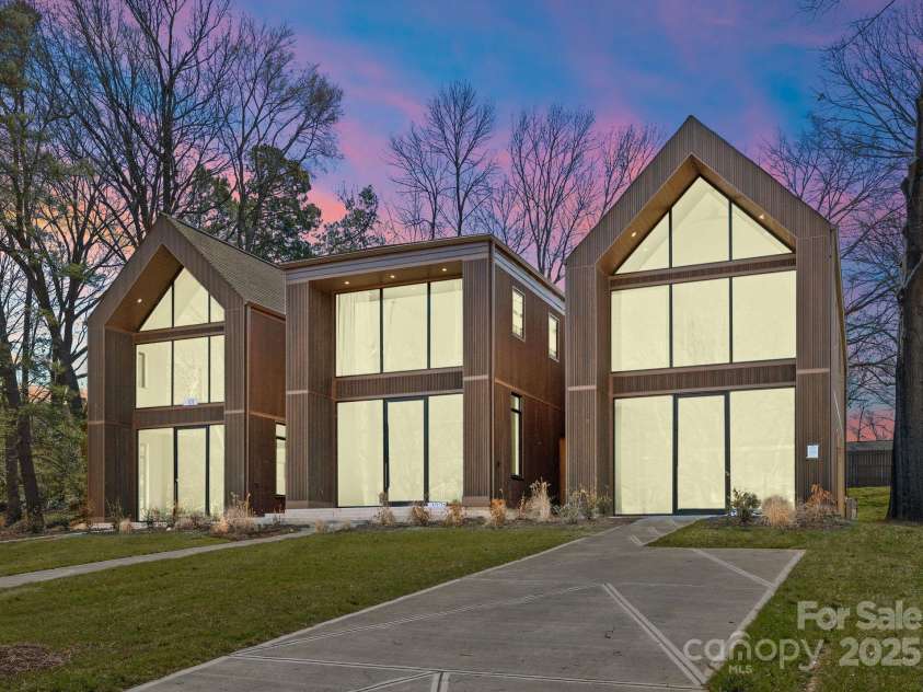 4026 Chevington Road, Charlotte, NC 28226.  MLS# CAR4205669, YatesRealty ID 14028. 