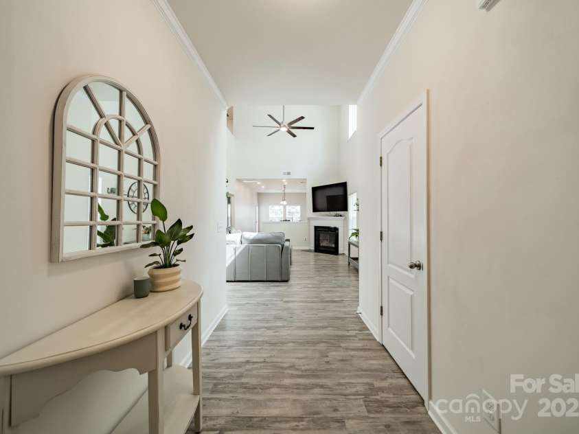 509 Silers Bald Drive, Fort Mill, SC 29715.  MLS# CAR4256229, YatesRealty ID 14029. 