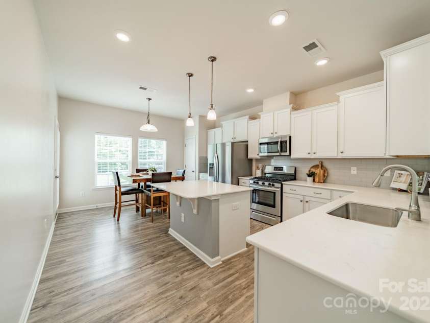 509 Silers Bald Drive, Fort Mill, SC 29715.  MLS# CAR4256229, YatesRealty ID 14029. 