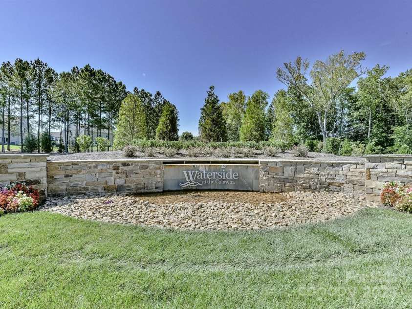 509 Silers Bald Drive, Fort Mill, SC 29715.  MLS# CAR4256229, YatesRealty ID 14029. 
