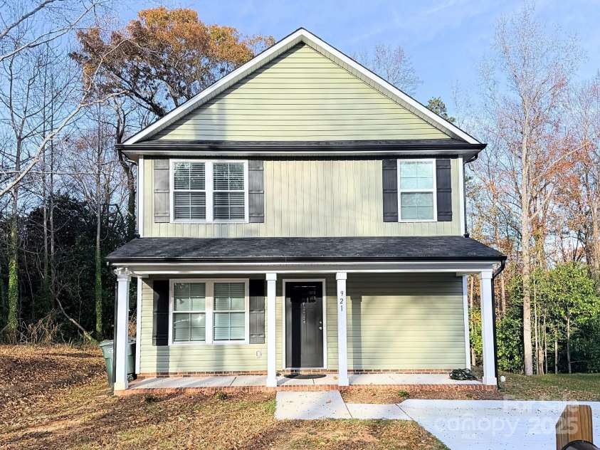 921 Pineridge Street, Concord, NC 28025.  MLS# CAR4331107, YatesRealty ID 1403. 