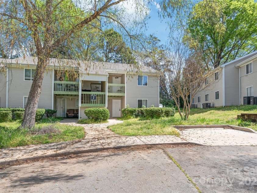 1606 Eagles Place, Rock Hill, SC 29732.  MLS# CAR4234137, YatesRealty ID 14031. Exterior