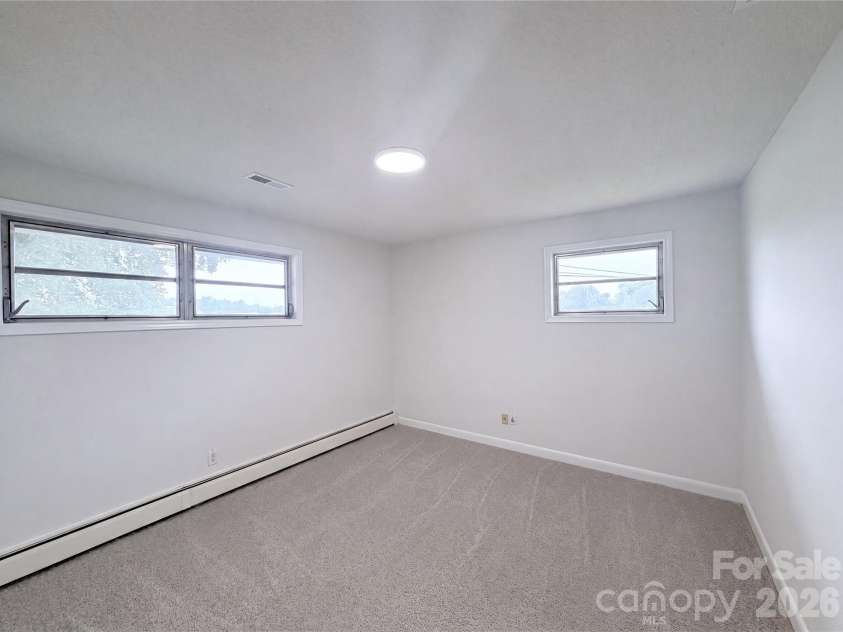 1580 Cloaninger Avenue, Statesville, NC 28625.  MLS# CAR4392487, YatesRealty ID 14032. 