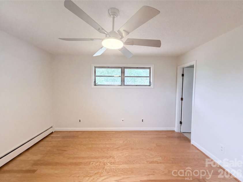 1580 Cloaninger Avenue, Statesville, NC 28625.  MLS# CAR4392487, YatesRealty ID 14032. 
