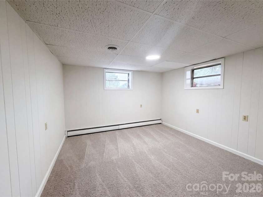 1580 Cloaninger Avenue, Statesville, NC 28625.  MLS# CAR4392487, YatesRealty ID 14032. 