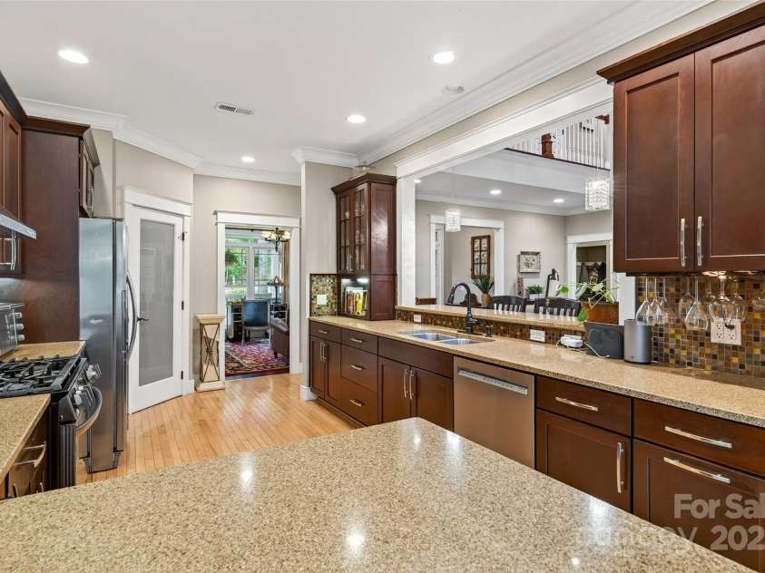 53 Sovereign Lane, Fairview, NC 28730.  MLS# CAR4213387, YatesRealty ID 14032. 