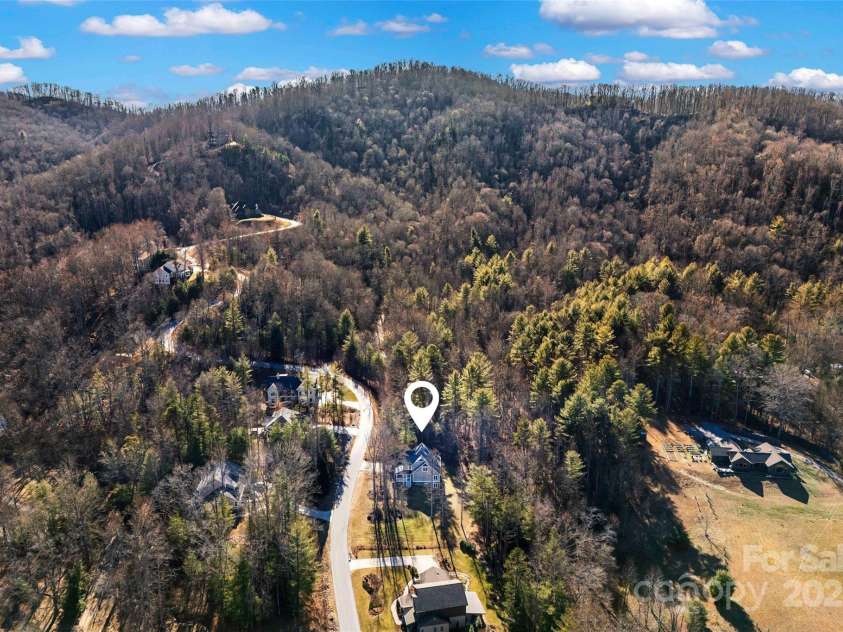 53 Sovereign Lane, Fairview, NC 28730.  MLS# CAR4213387, YatesRealty ID 14032. Location...