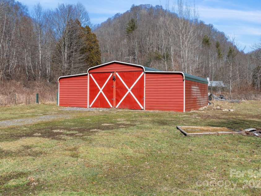 12892 US 23 Highway, Mars Hill, NC 28754.  MLS# CAR4229377, YatesRealty ID 14034. 