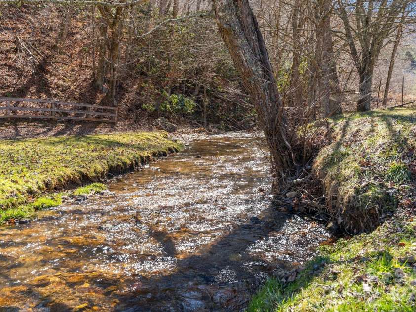 12892 US 23 Highway, Mars Hill, NC 28754.  MLS# CAR4229377, YatesRealty ID 14034. 