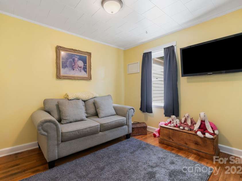 12892 US 23 Highway, Mars Hill, NC 28754.  MLS# CAR4229377, YatesRealty ID 14034. Bedroom