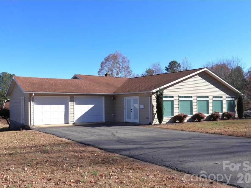 3041 Heffner Place, Hudson, NC 28638.  MLS# CAR4322799, YatesRealty ID 14034. 