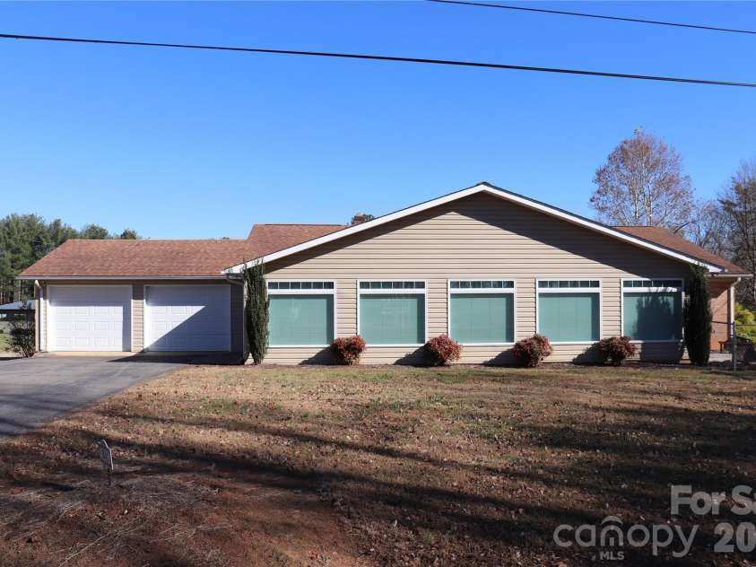 3041 Heffner Place, Hudson, NC 28638.  MLS# CAR4322799, YatesRealty ID 14034. 