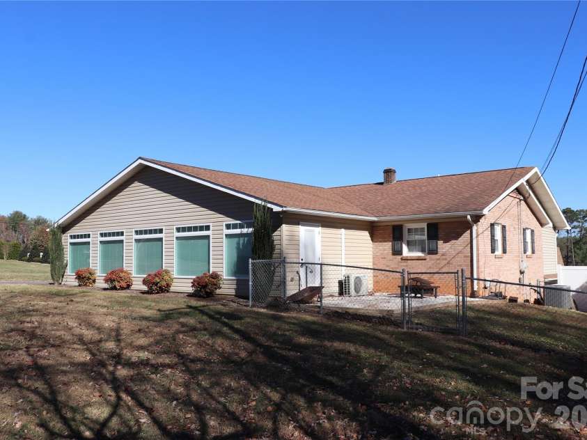 3041 Heffner Place, Hudson, NC 28638.  MLS# CAR4322799, YatesRealty ID 14034. 