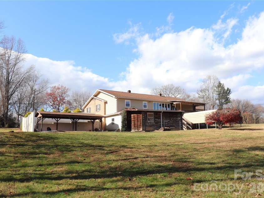 3041 Heffner Place, Hudson, NC 28638.  MLS# CAR4322799, YatesRealty ID 14034. 