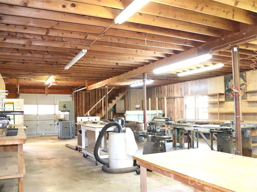 3041 Heffner Place, Hudson, NC 28638.  MLS# CAR4322799, YatesRealty ID 14034. 
