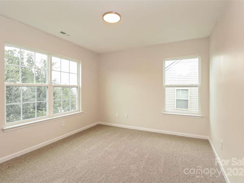 200 Kingston Drive, Mount Holly, NC 28120.  MLS# CAR4332659, YatesRealty ID 14035. 
