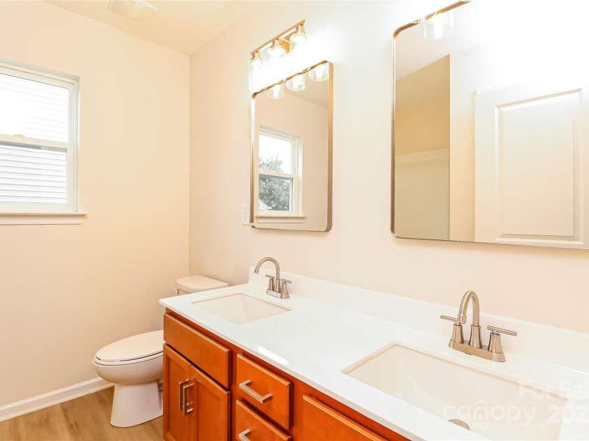 200 Kingston Drive, Mount Holly, NC 28120.  MLS# CAR4332659, YatesRealty ID 14035. 