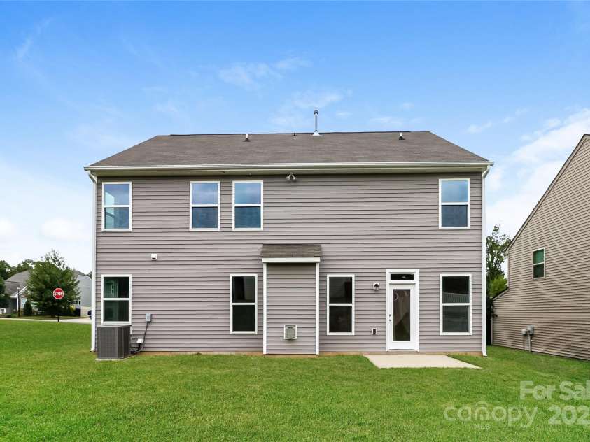 200 Kingston Drive, Mount Holly, NC 28120.  MLS# CAR4332659, YatesRealty ID 14035. 
